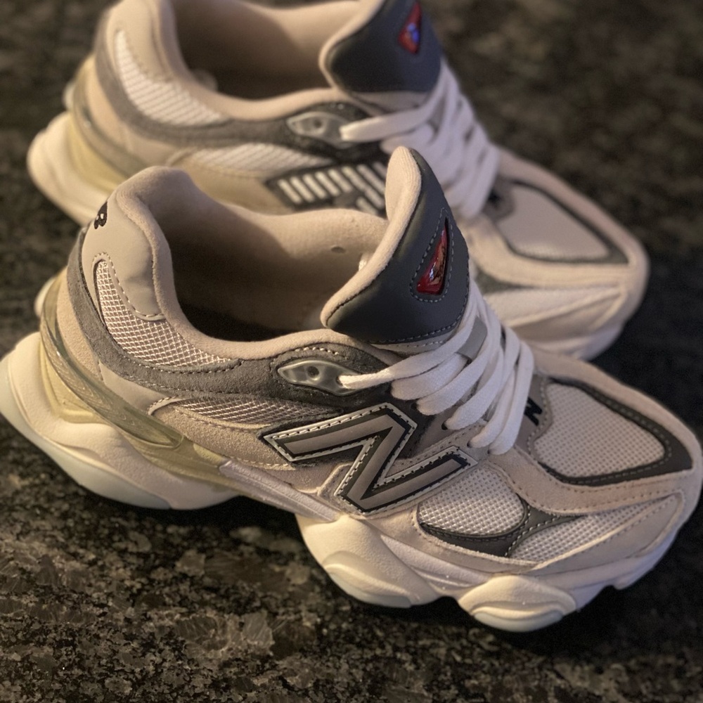 New Balance Kids Sneakers - White and Gray